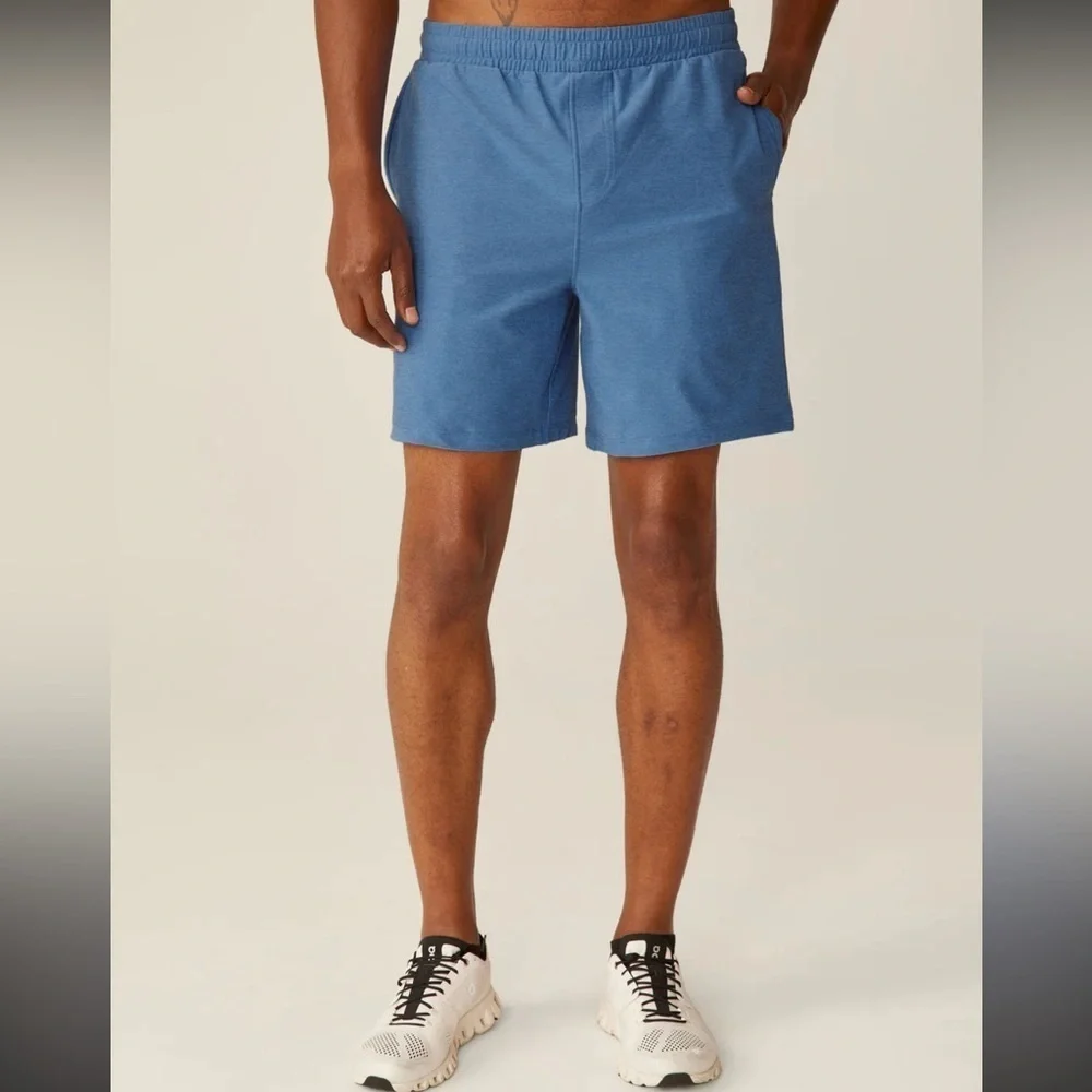 Beyond Yoga Men’s Take It Easy Shorts Size Small – Excellent Condition